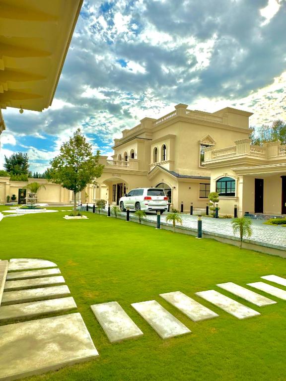 Emerald Villa Swat